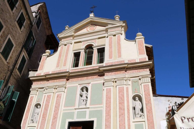 Facciata dell'Oratorio di San Sebastiano a Dolceacqua